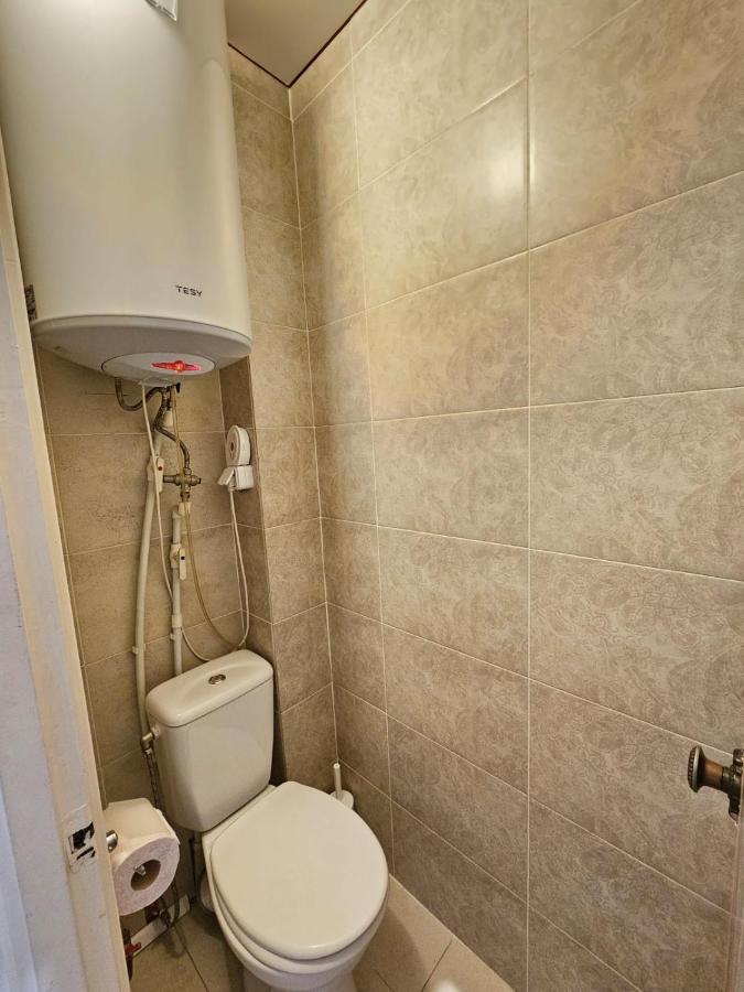 Apartment On Constantin Negruzzi Chisinau Ngoại thất bức ảnh