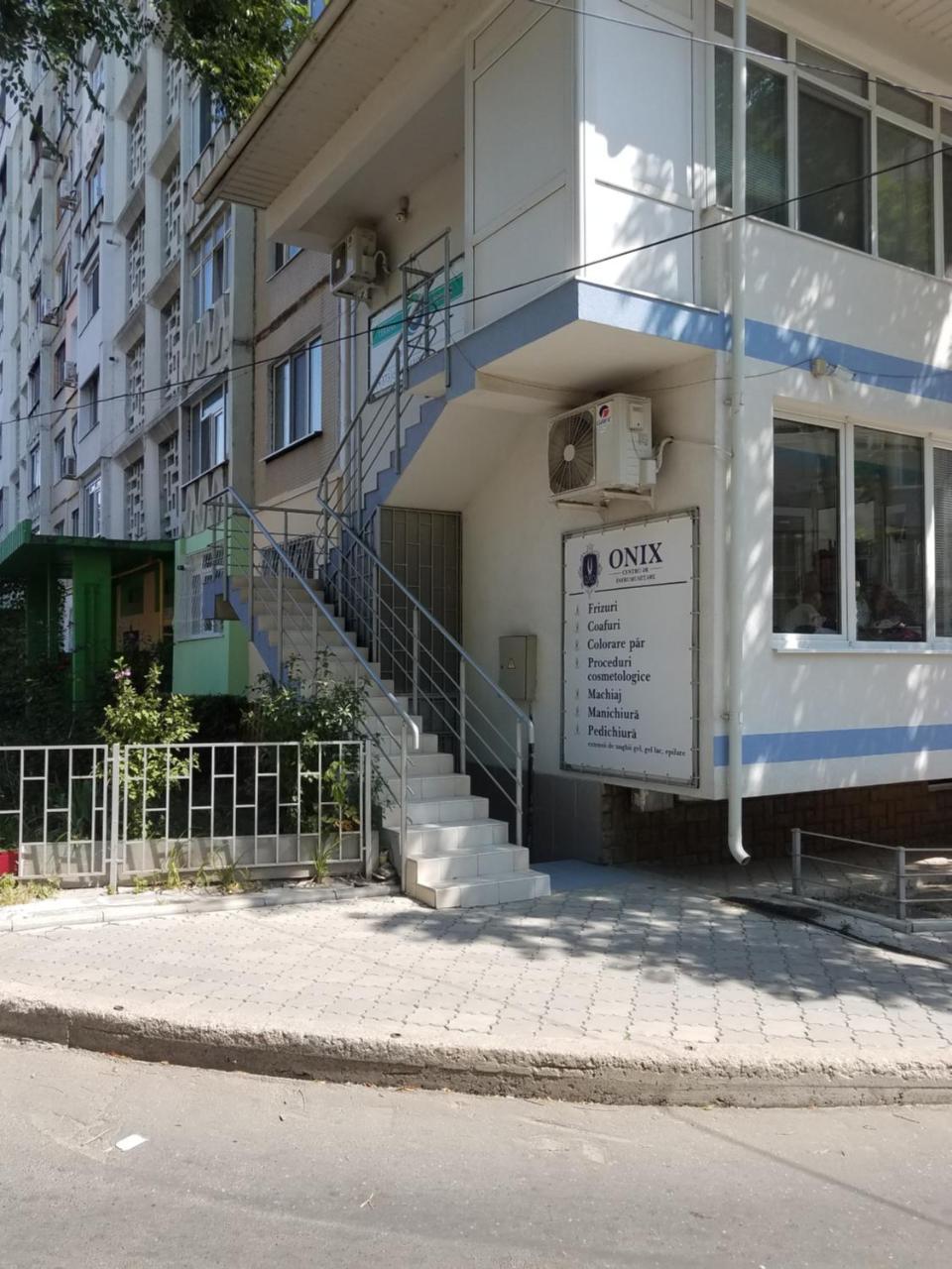 Apartment On Constantin Negruzzi Chisinau Ngoại thất bức ảnh